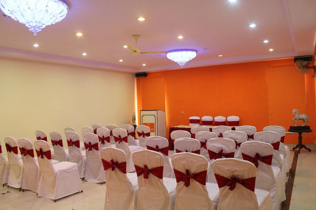 Yasodha Towers Hotel Hosur Luaran gambar