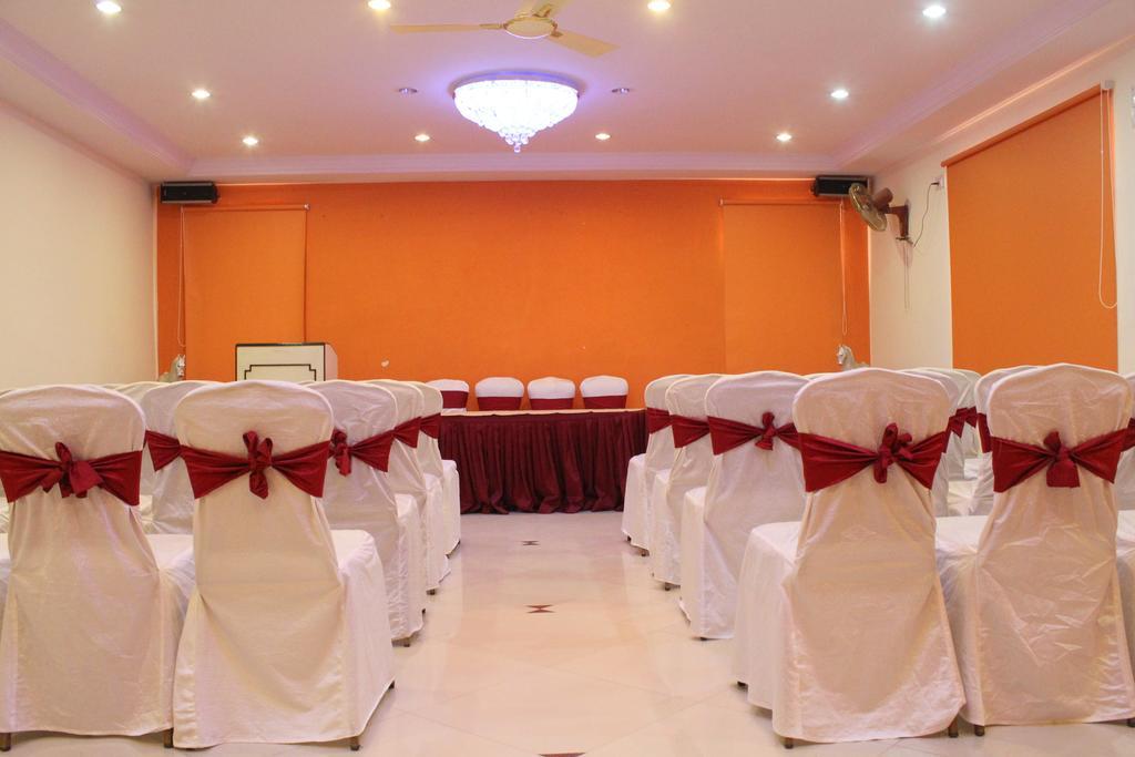 Yasodha Towers Hotel Hosur Luaran gambar