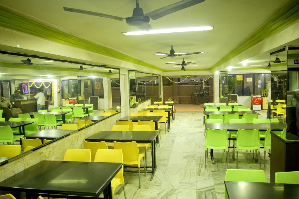 Yasodha Towers Hotel Hosur Luaran gambar