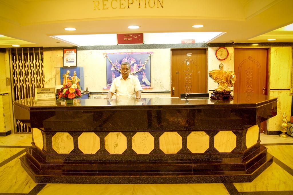 Yasodha Towers Hotel Hosur Luaran gambar