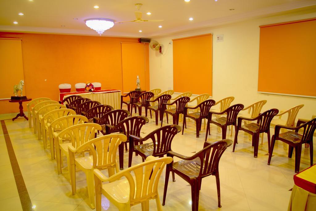 Yasodha Towers Hotel Hosur Luaran gambar